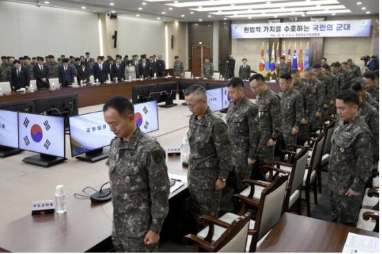 韓国「非常戒厳」から１年、掲げる“軍の改革”にはらむ矛盾、国防予算拡大のジレンマ