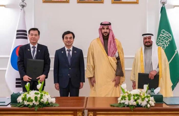 韓国・サウジ防衛産業協力が新段階へ──安圭伯国防長官がリヤドでR&D協力覚書を締結
